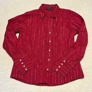 Eddie Bauer Womens Medium Wrinkle Resistant Button Down Red w/ Silver Blouse